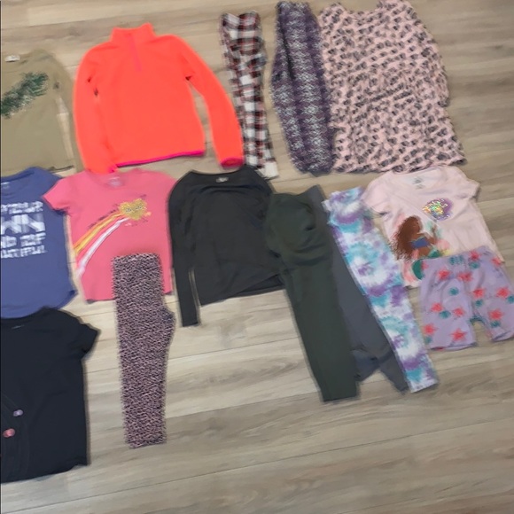 Girls 10/12 15 piece clothing bundle - Picture 2 of 9